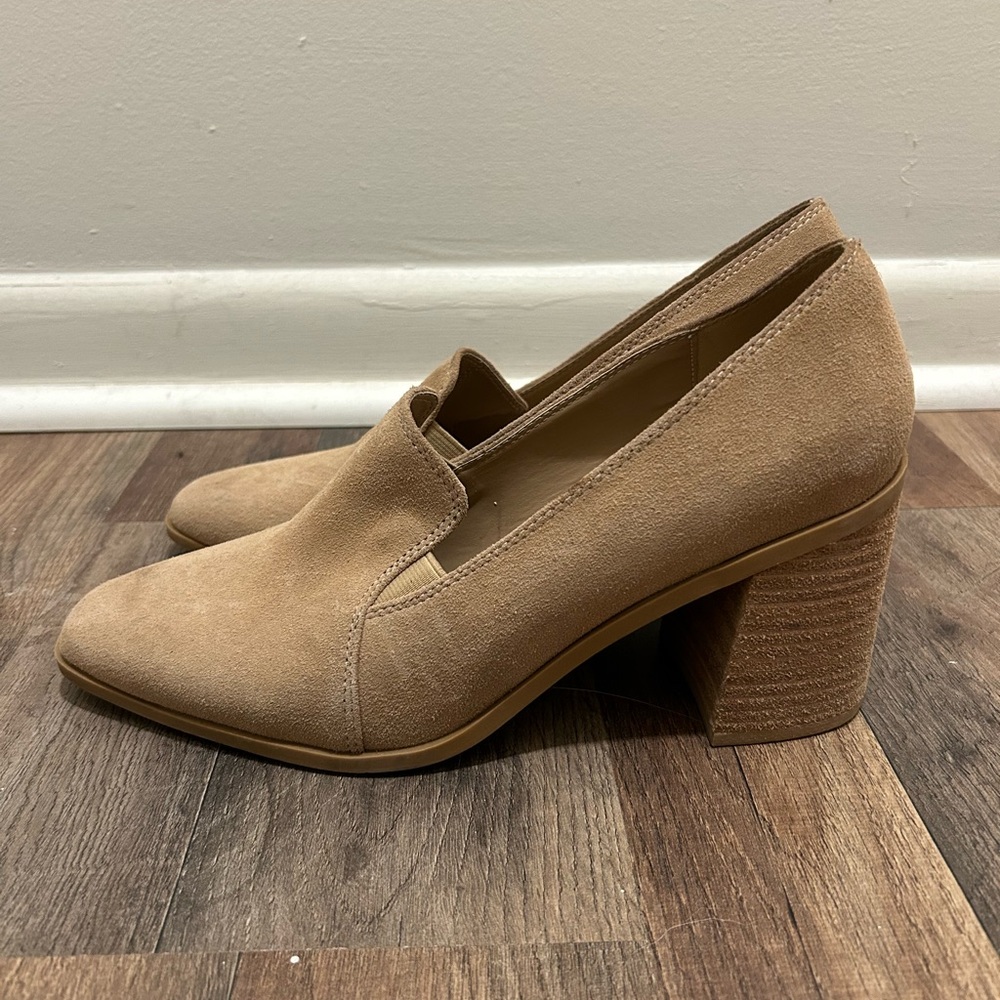 Joie Tan Suede Block Heel Shoes - Picture 4 of 7